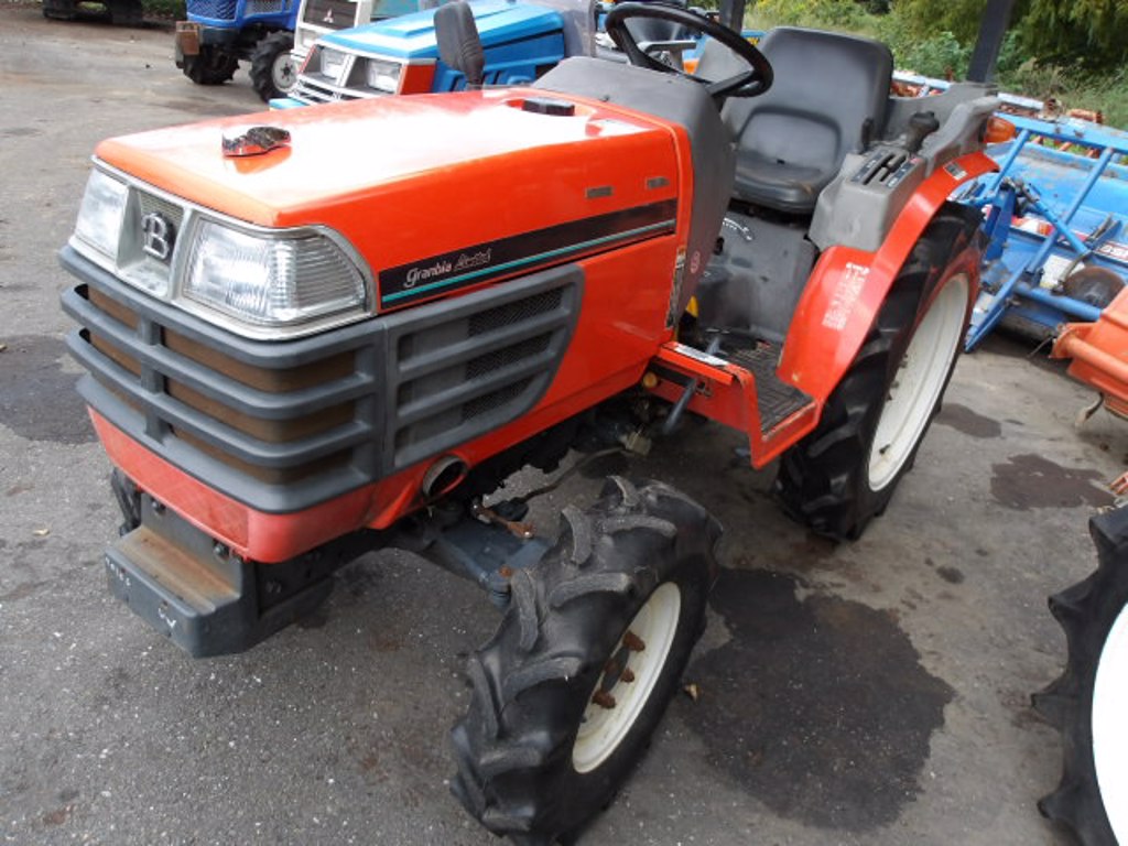 Kubota B92