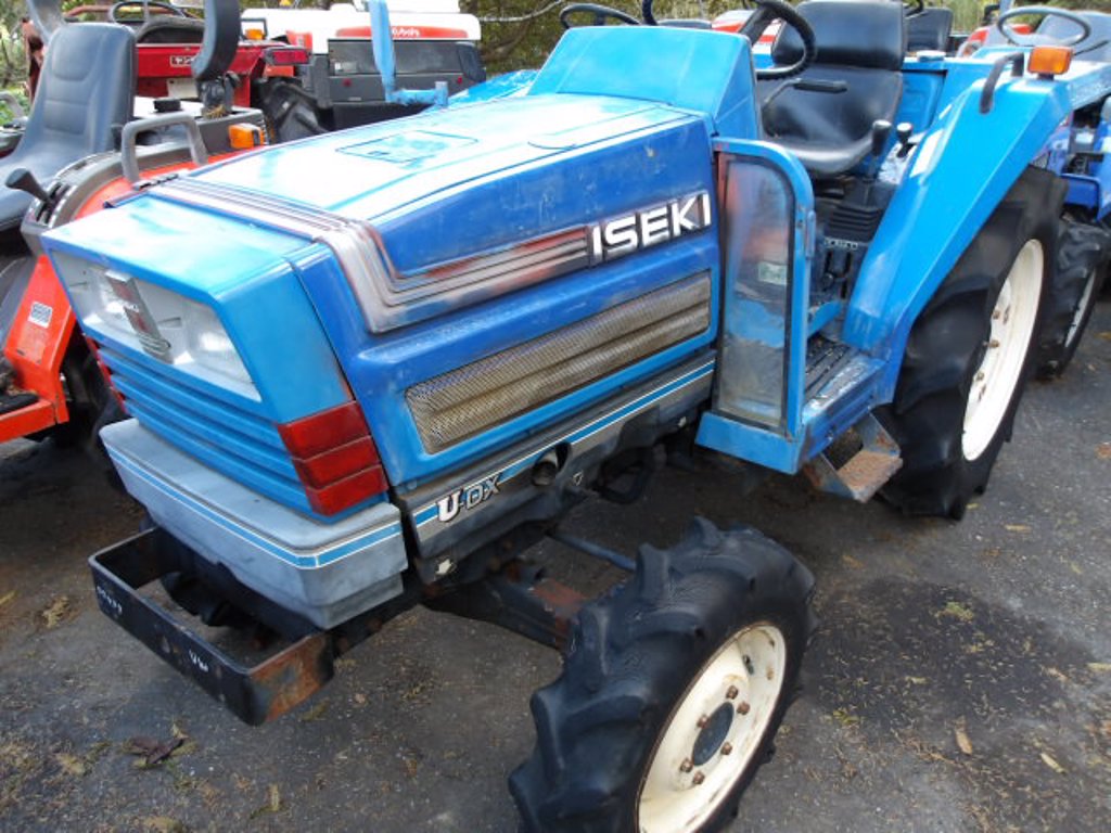 Iseki TA215F