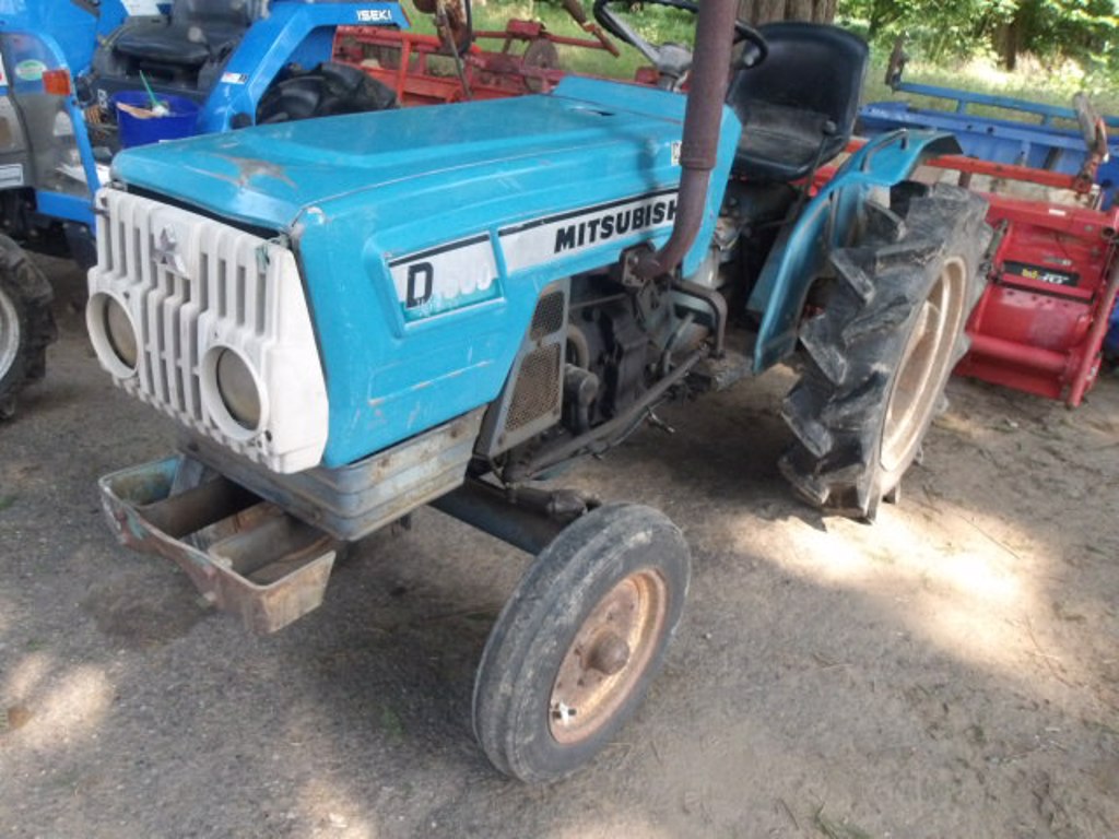 Mitsubishi D1600