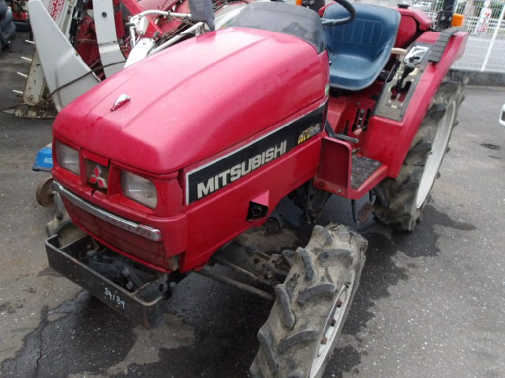 Mitsubishi MT205D
