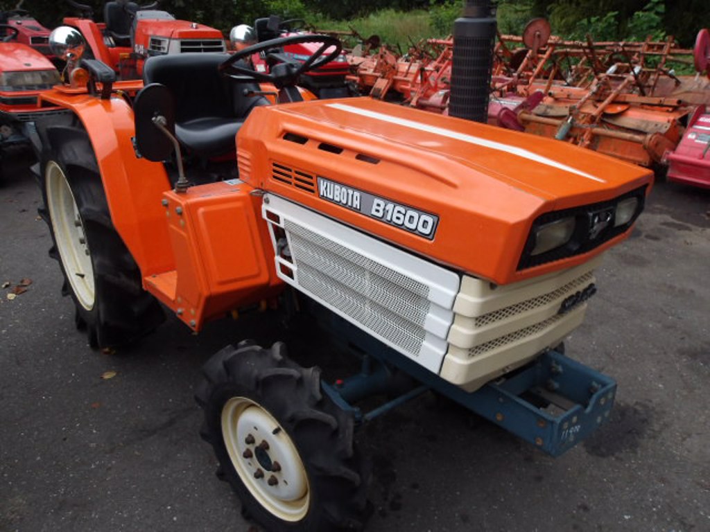 Kubota B1600DT