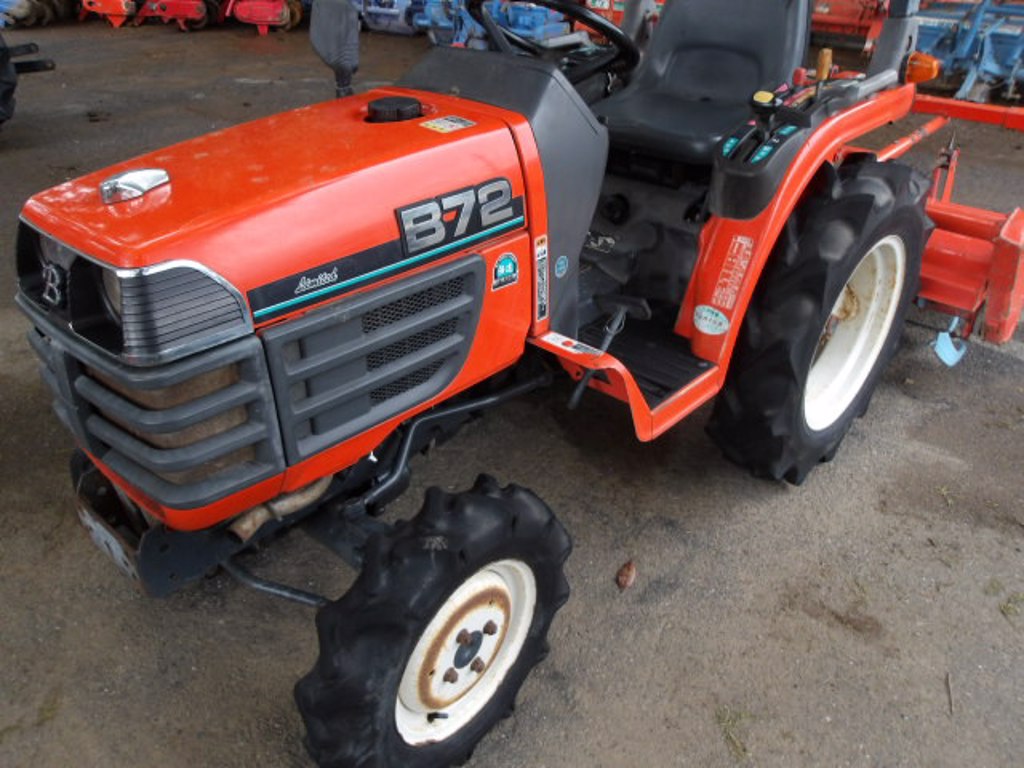 Kubota B72