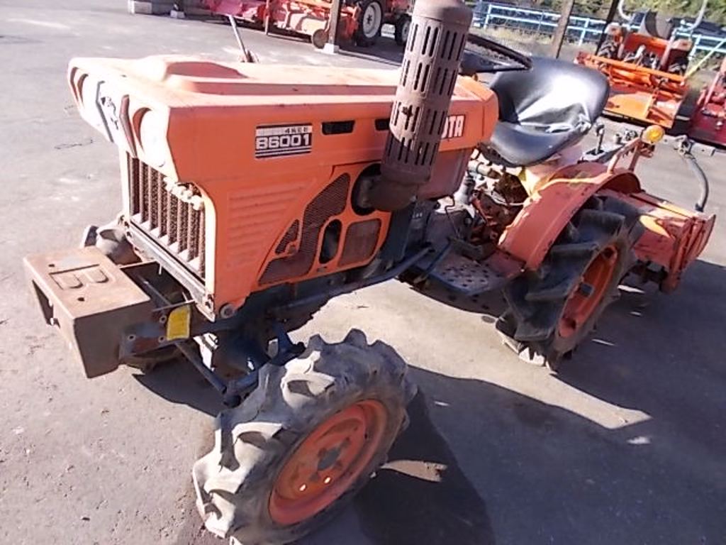 Kubota B6001