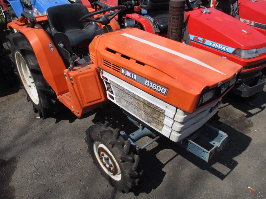 Kubota B1600DT