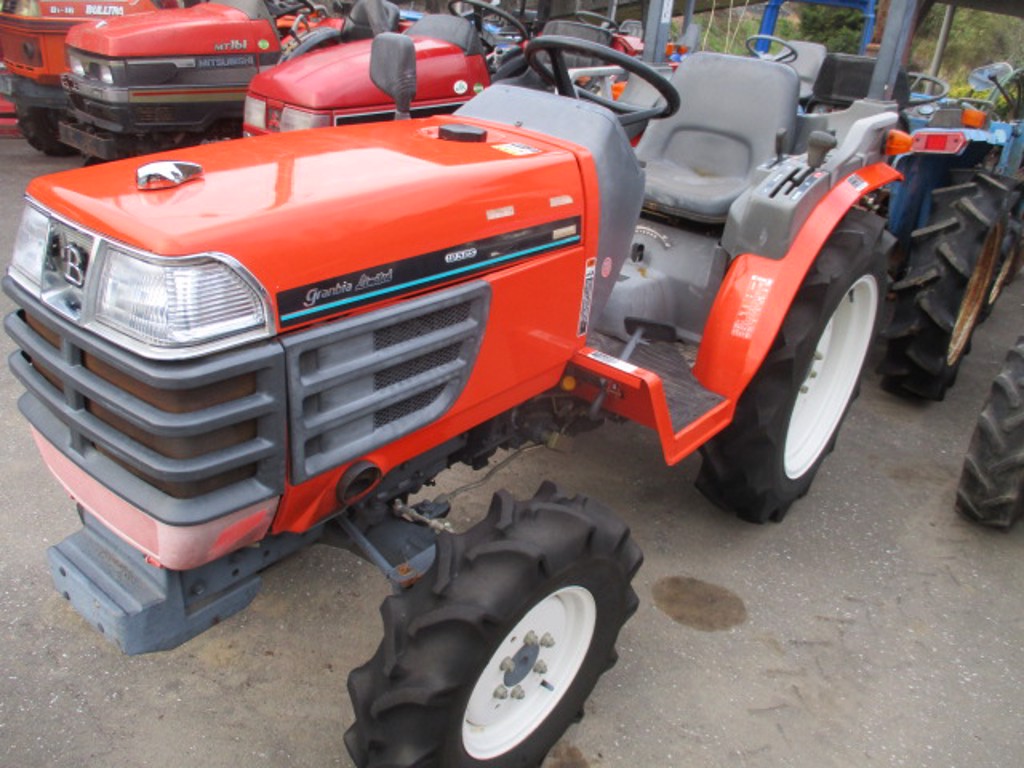 Kubota B92