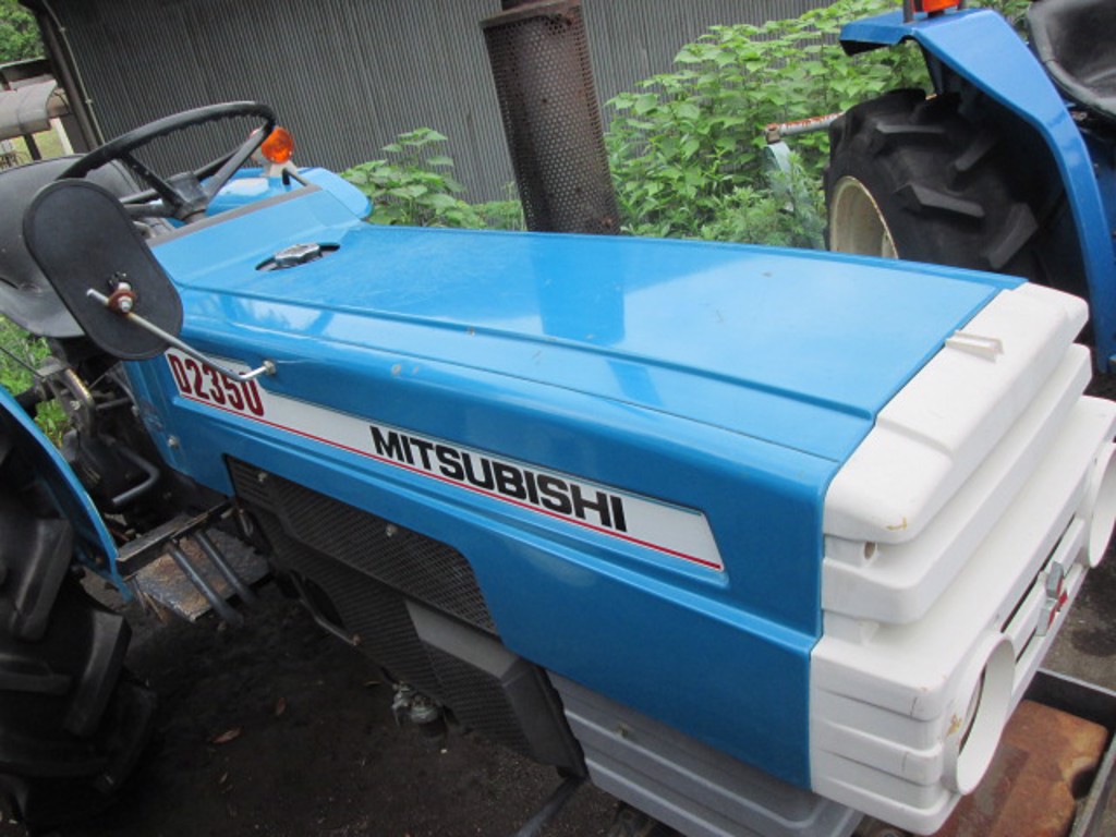 Mitsubishi D2350