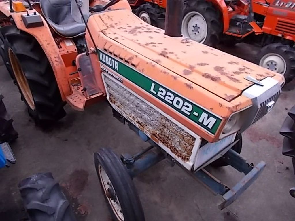 Kubota L2202