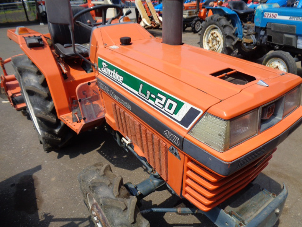 Kubota L1-20D