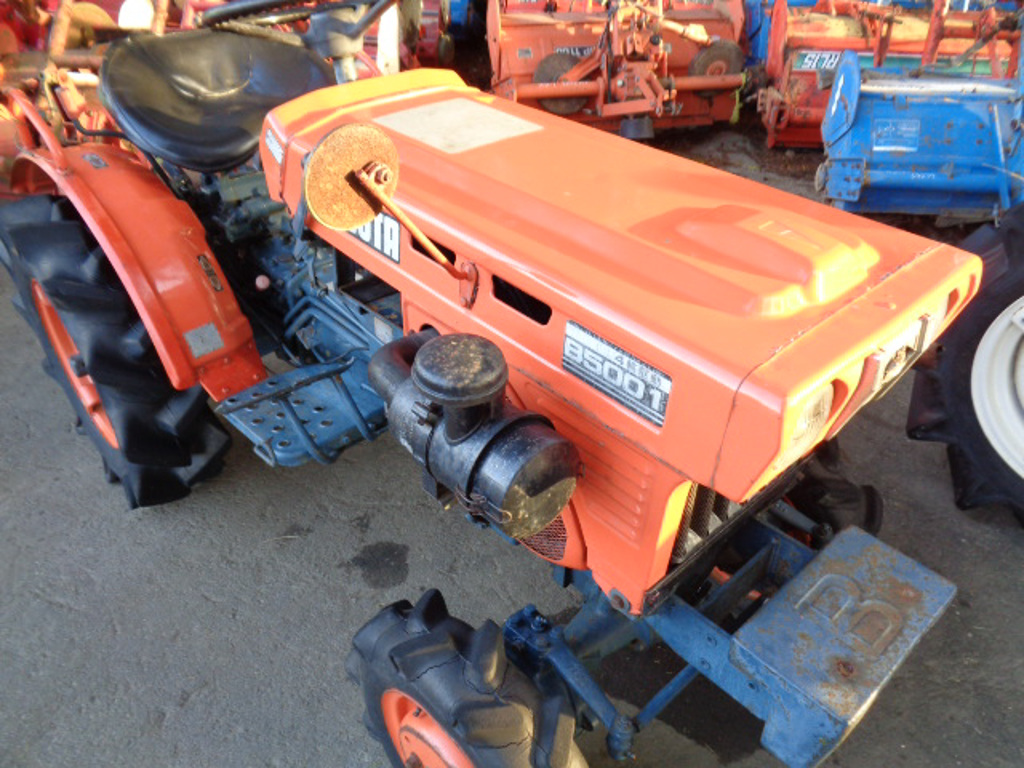 Kubota B5001